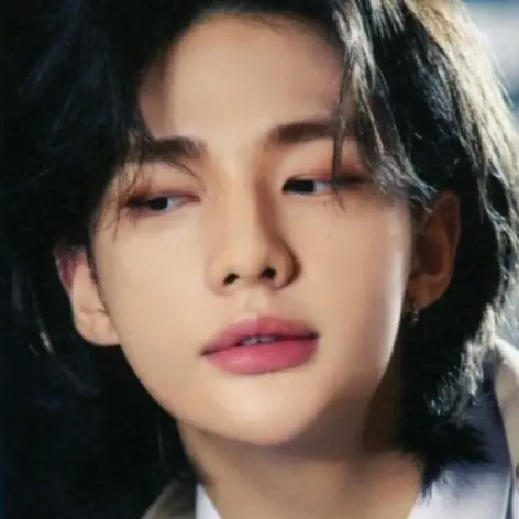 OMG1362의 현진