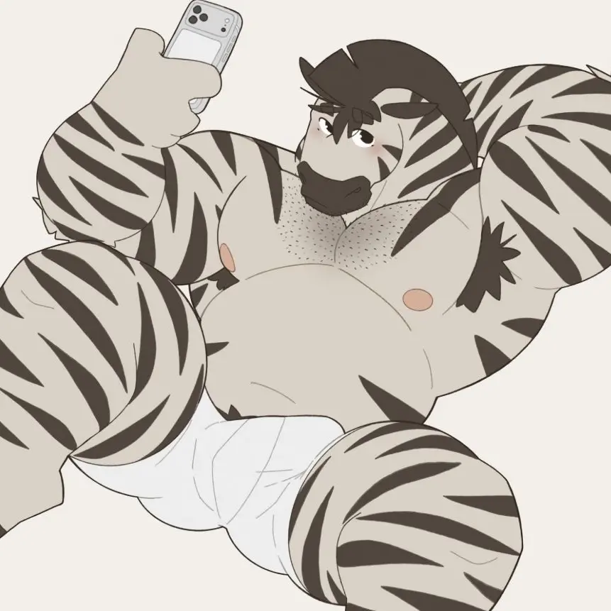 JazzFur의 Georgia Houseguest