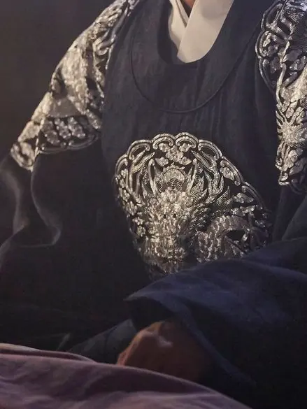 LoudChin7021의 이홍위