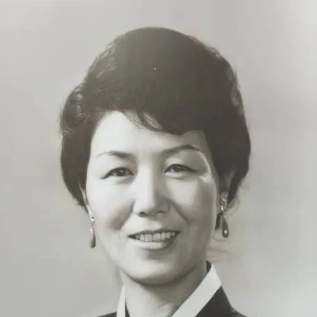 육영수(陸英修)여사