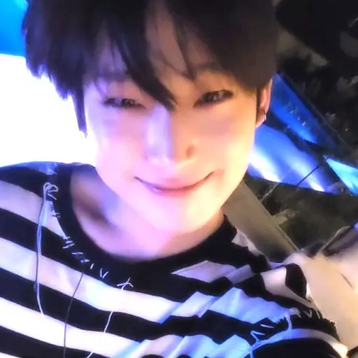 OvalBaby5394의 김선우