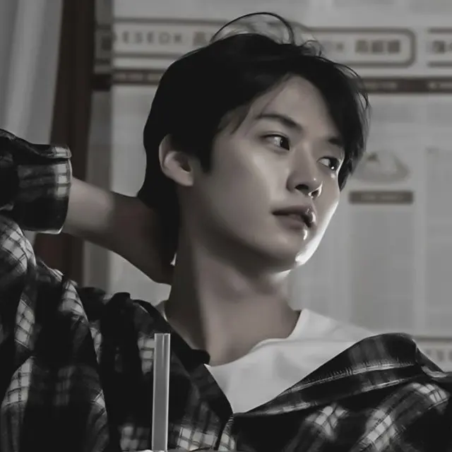Hxu.j1n0325의 이민호