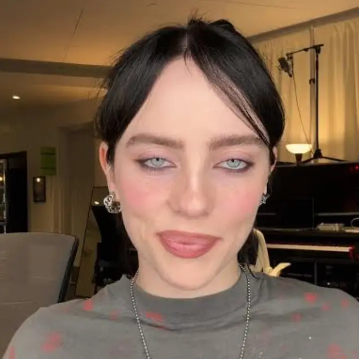 RareTruck6727의 Between Two Hearts