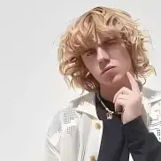 Profile image of Laroi