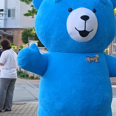 Profile image of 여우에게속은내친구들