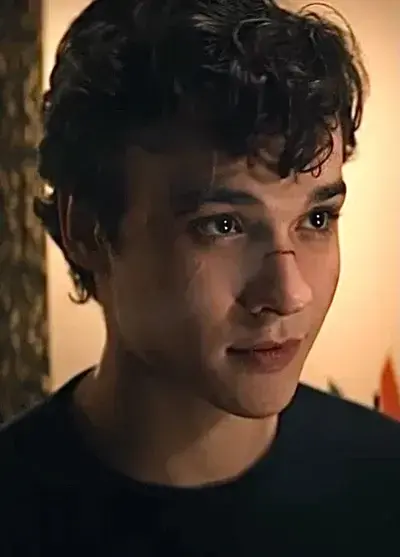 GivingGulf1300의 Mattheo Riddle