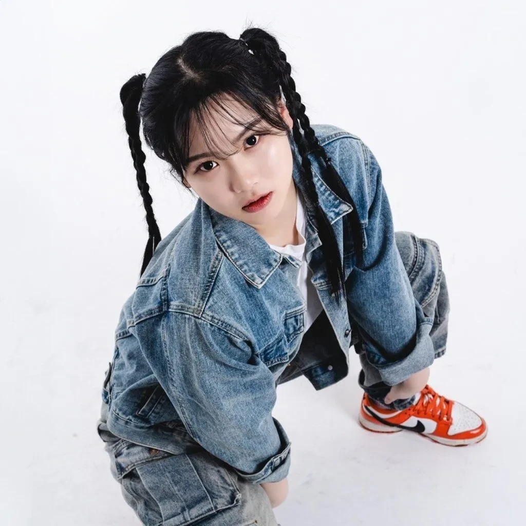 손유담