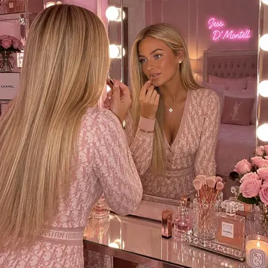 Profile image of Jess