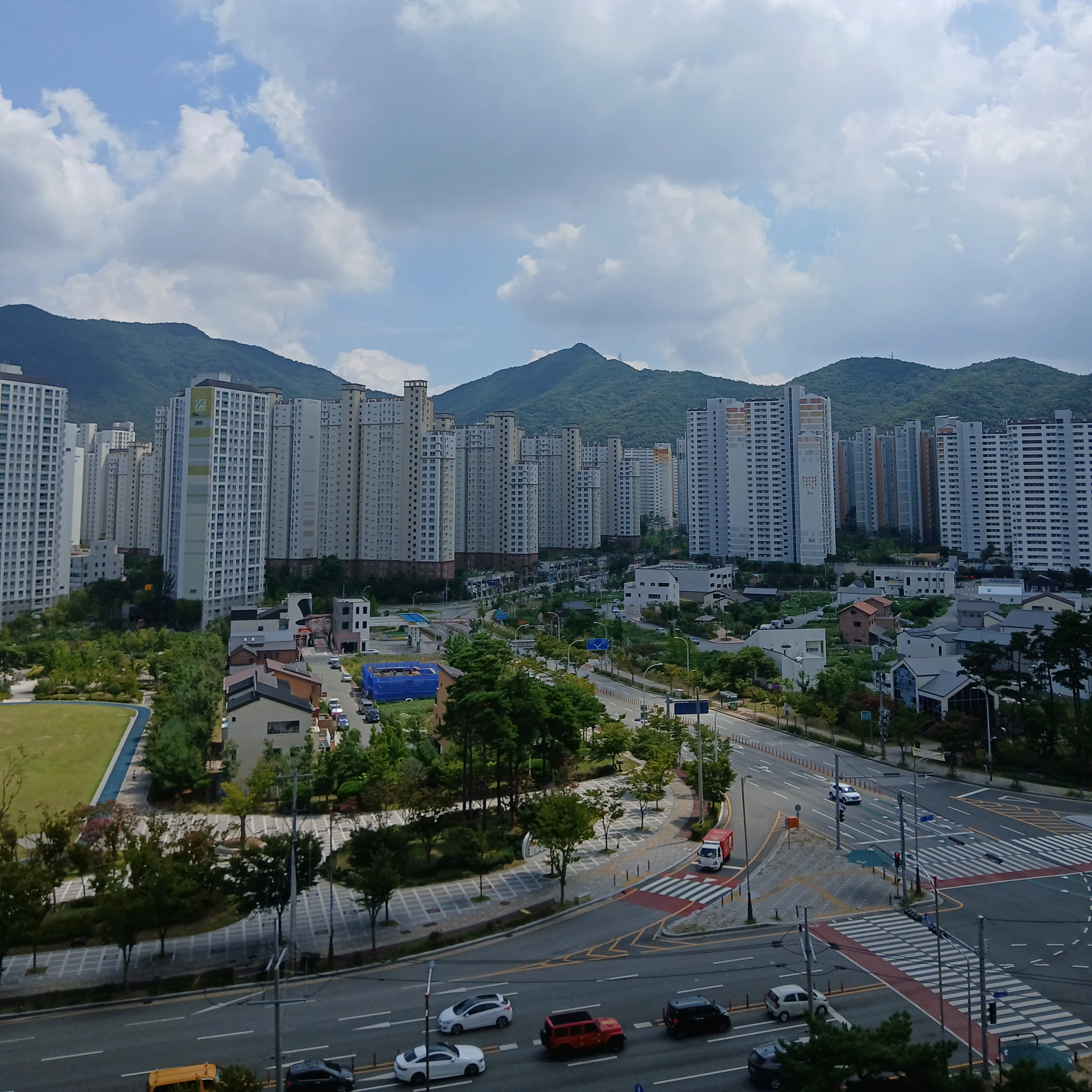 웃소