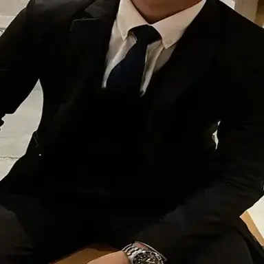 Profile image of Elias Vance