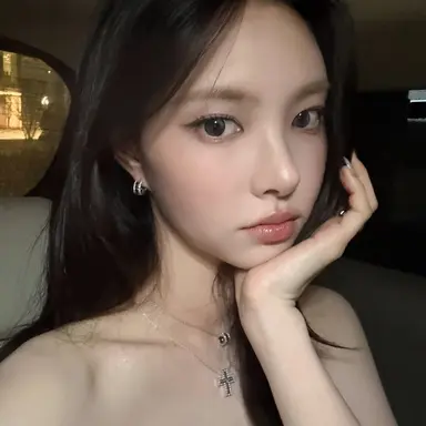 Profile image of Yunah