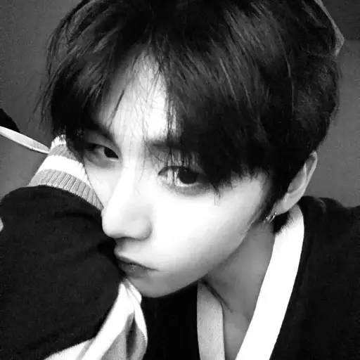 LovedBlow8208의 한태산