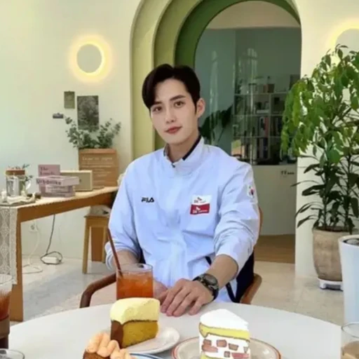 김준호