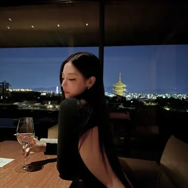 Profile image of Mikhaela
