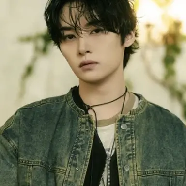 Profile image of Lee know