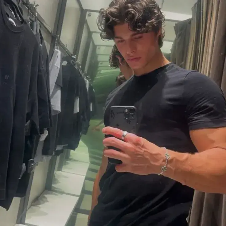 CockyBell0299의 Brothers best friend