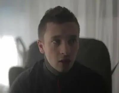 SnowyMudi9410의 tyler joseph