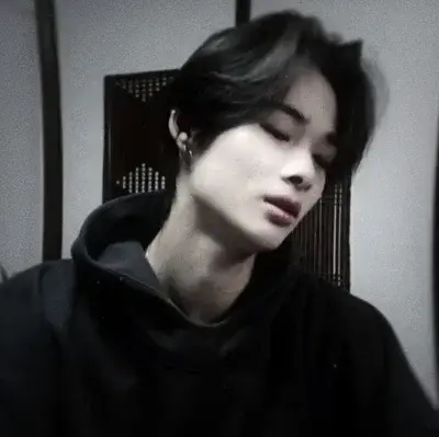 CozyCrumb2734의 Nishimura Niki