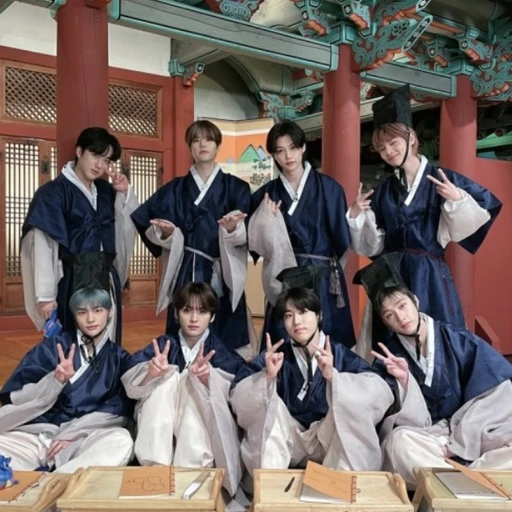슼즈고 F8