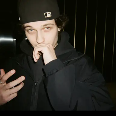 Profile image of chris