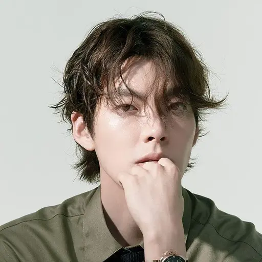 OpaqueHut5981의 김우빈(배우)