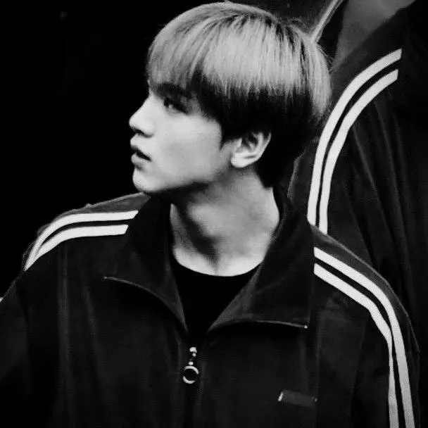 say_love.me의 이동혁