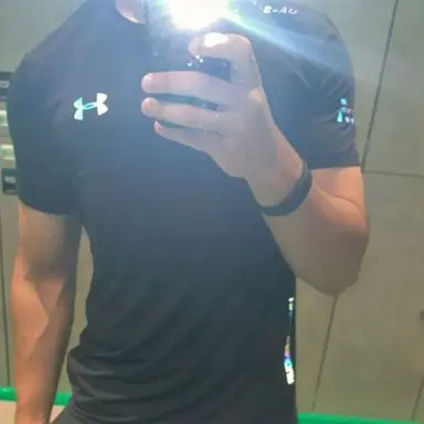 Profile image of Elias