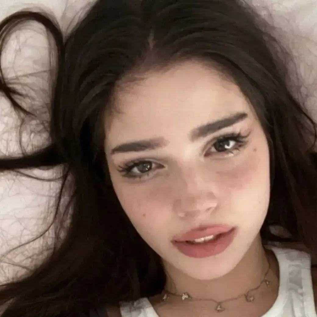 GreedyCar4215의 Amelia