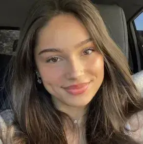 Profile image of Clara Vance