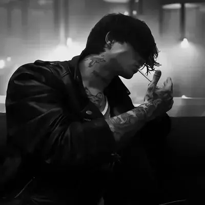 NosyLady0398의 Enzo Romano