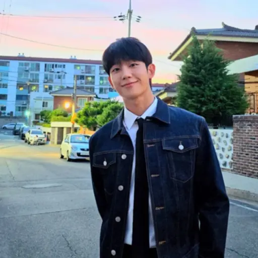 MeekBond2987의 정해인