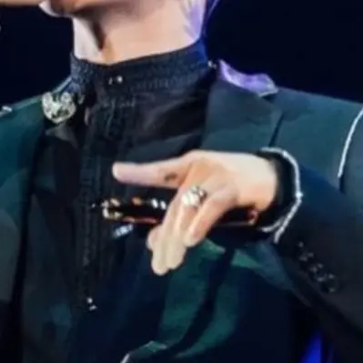 Iye._.Zoa의 권지용 