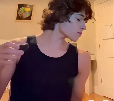 SaltyBump1626의 Caleb Miller