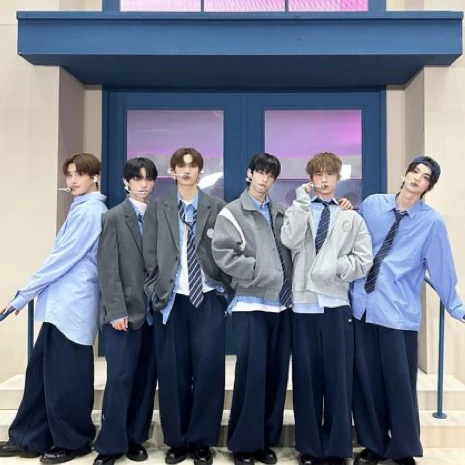 투어스