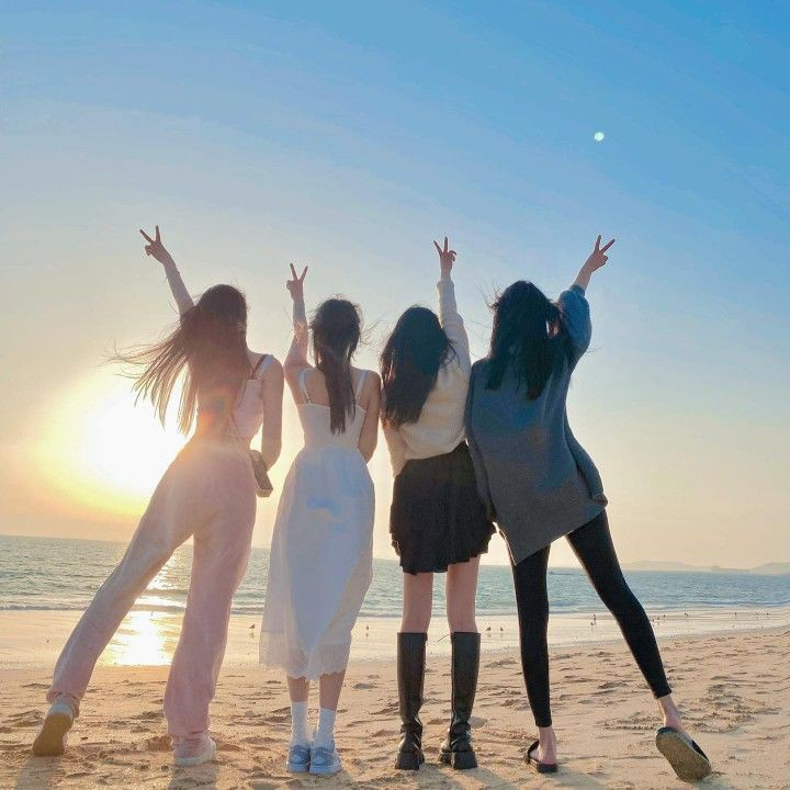 남녀무리 대표 이미지