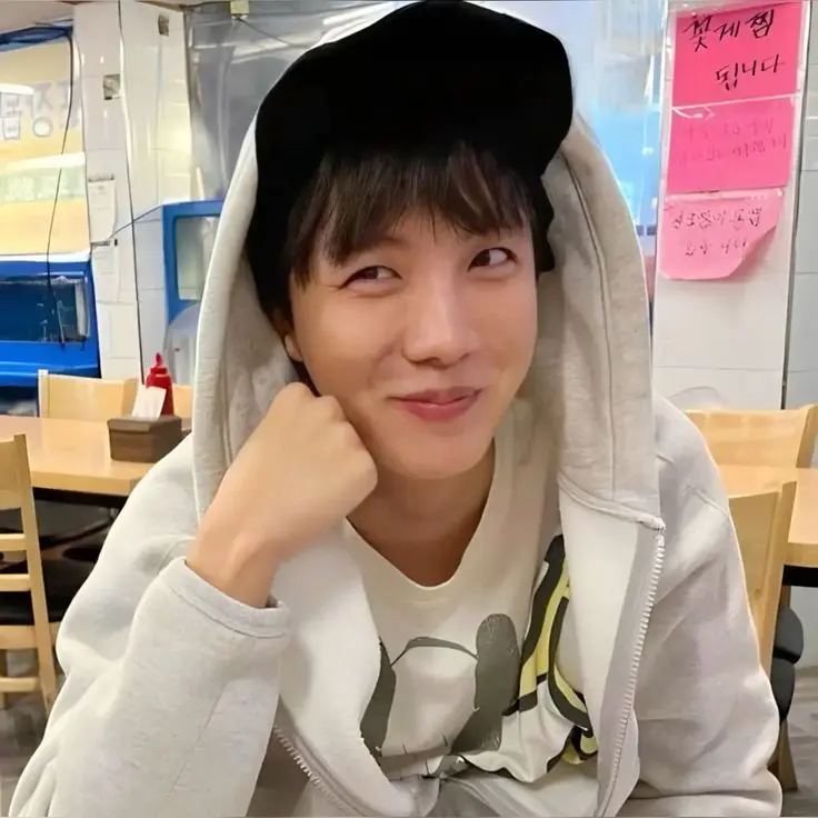 BouncyShoes7075의 Hoseok