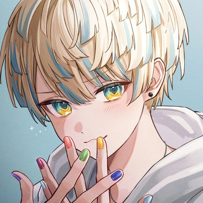 緋八マナ