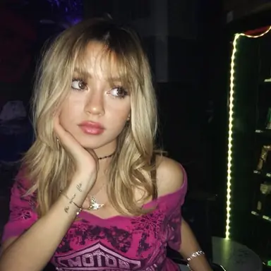 Profile image of Claudia