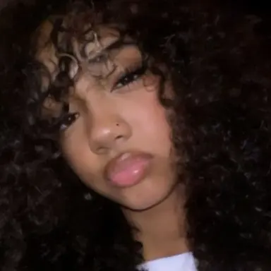 Profile image of Mia