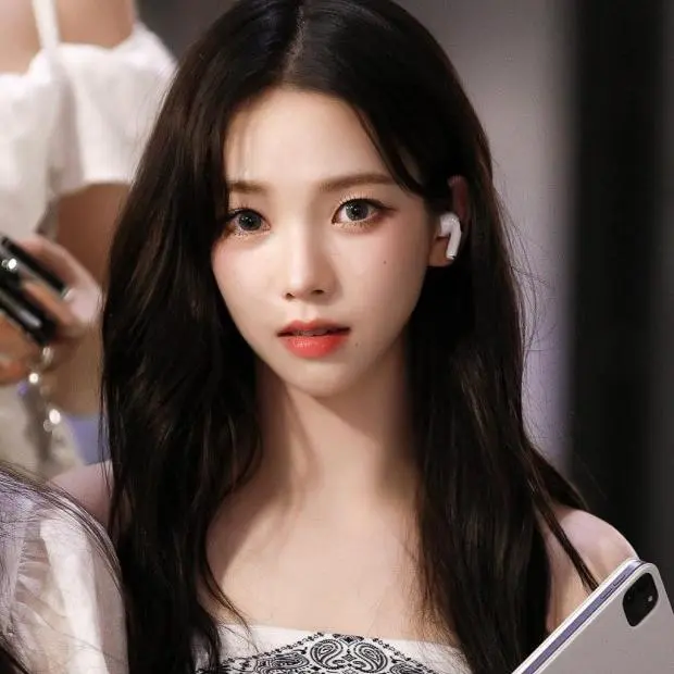 CuteGenet6066의 카리나