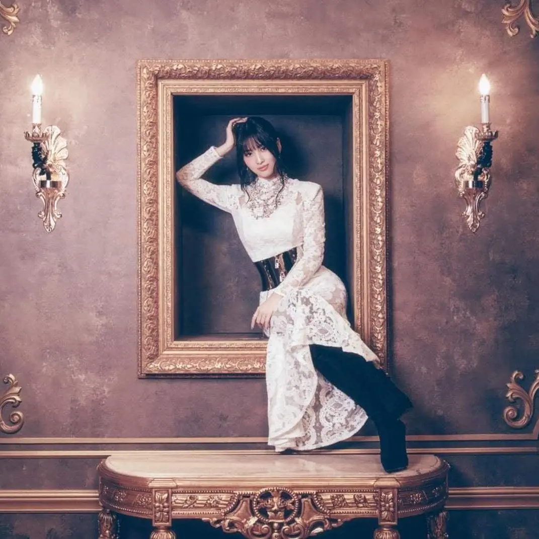 AcldlcDate2985의 Hirai Momo