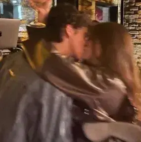 StubbyGoose7507의 Bar night with Caleb