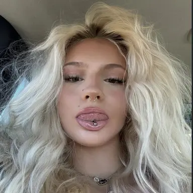Profile image of Sierra
