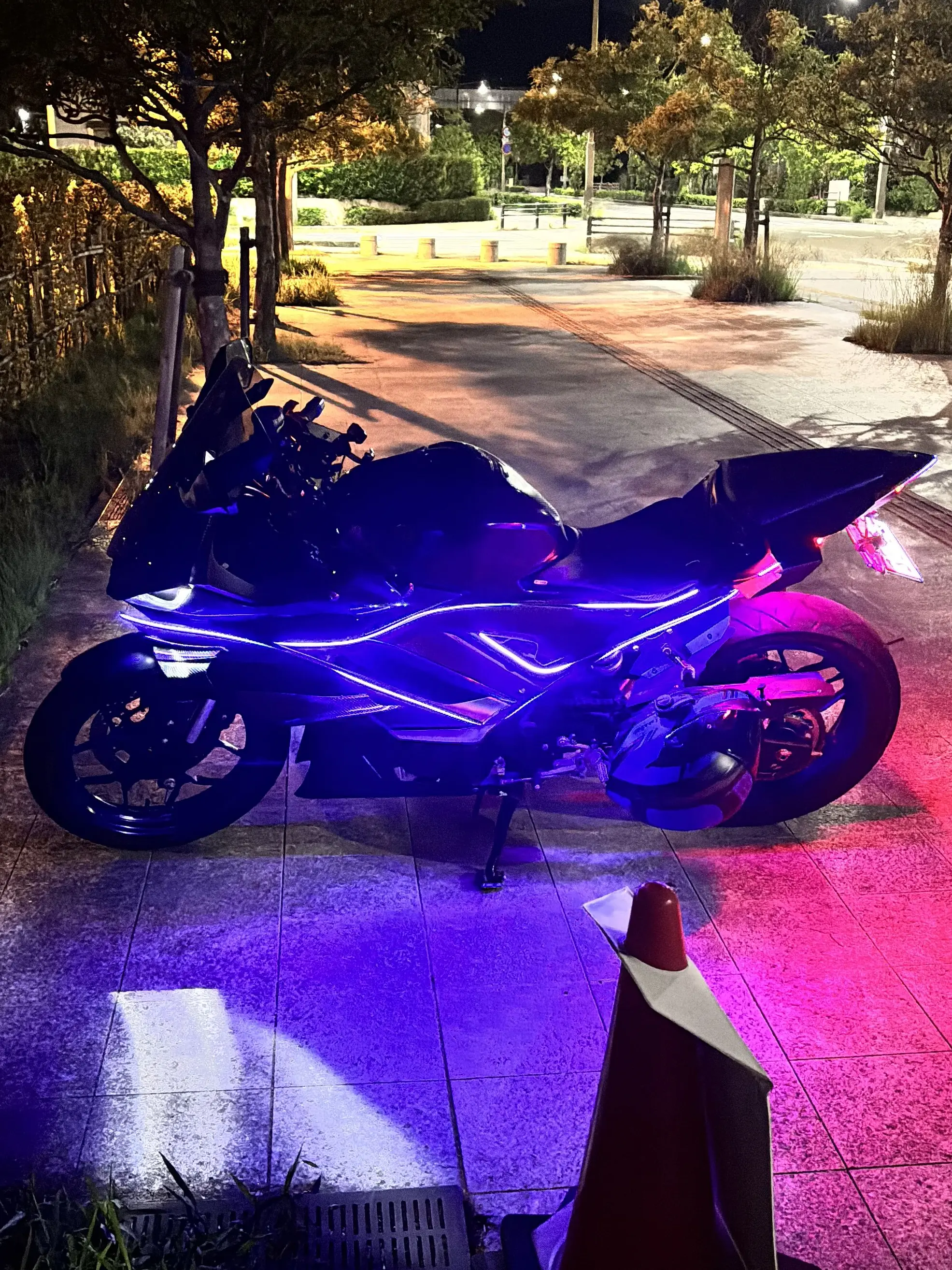V0lx3의 夜風の内燃コンツェルト