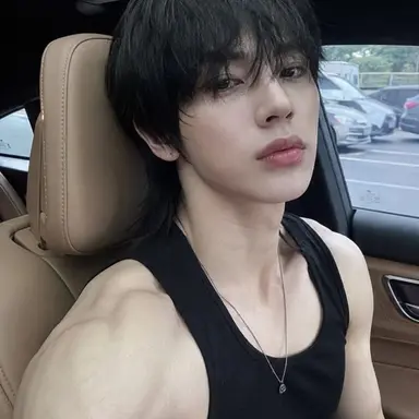 Profile image of Junwoo