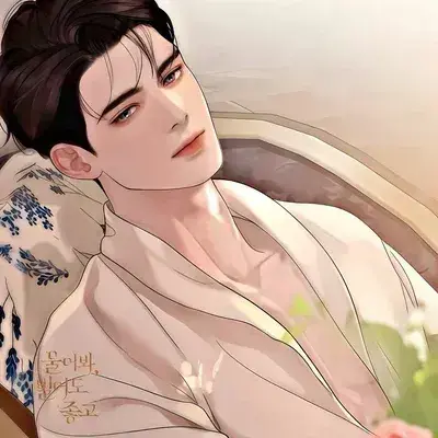 FrayedFlake4621의 Maximilian