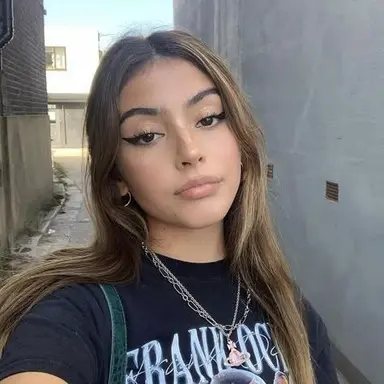 Profile image of Marcela