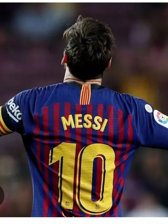 Dekiii의 Messi Family