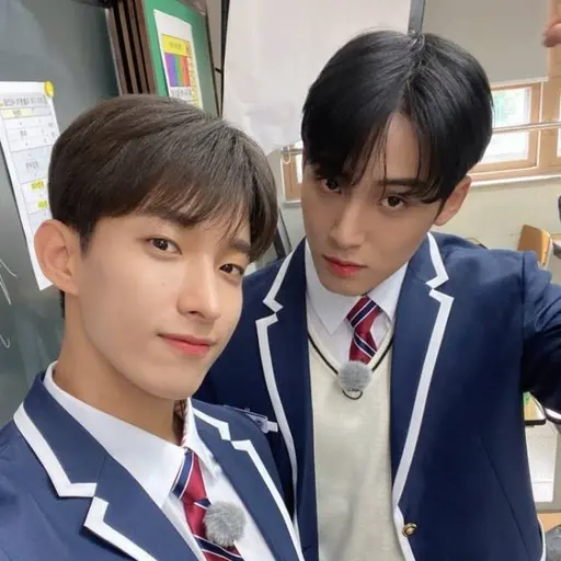 RaggedTie4848의 친오빠 민규 도겸(의사)