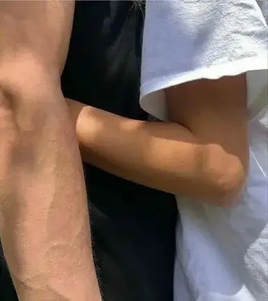 Profile image of Elias